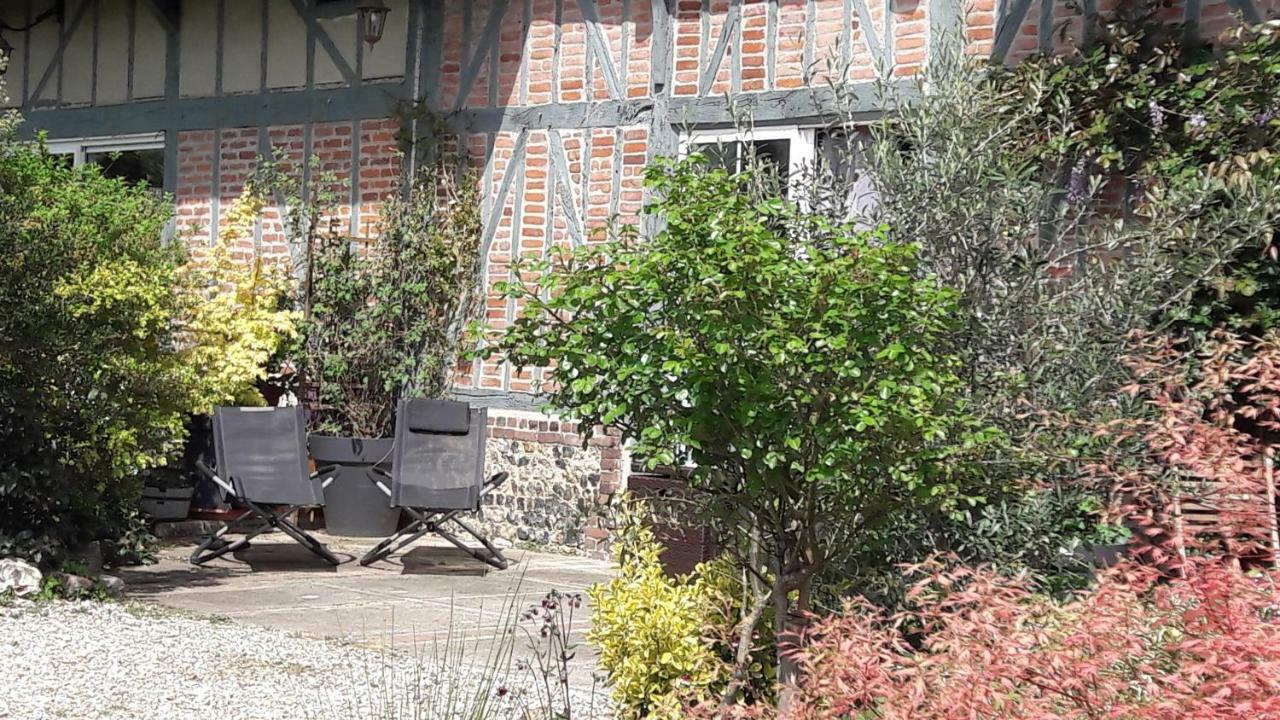 L'Escapade Bed and Breakfast Foulbec Exteriör bild